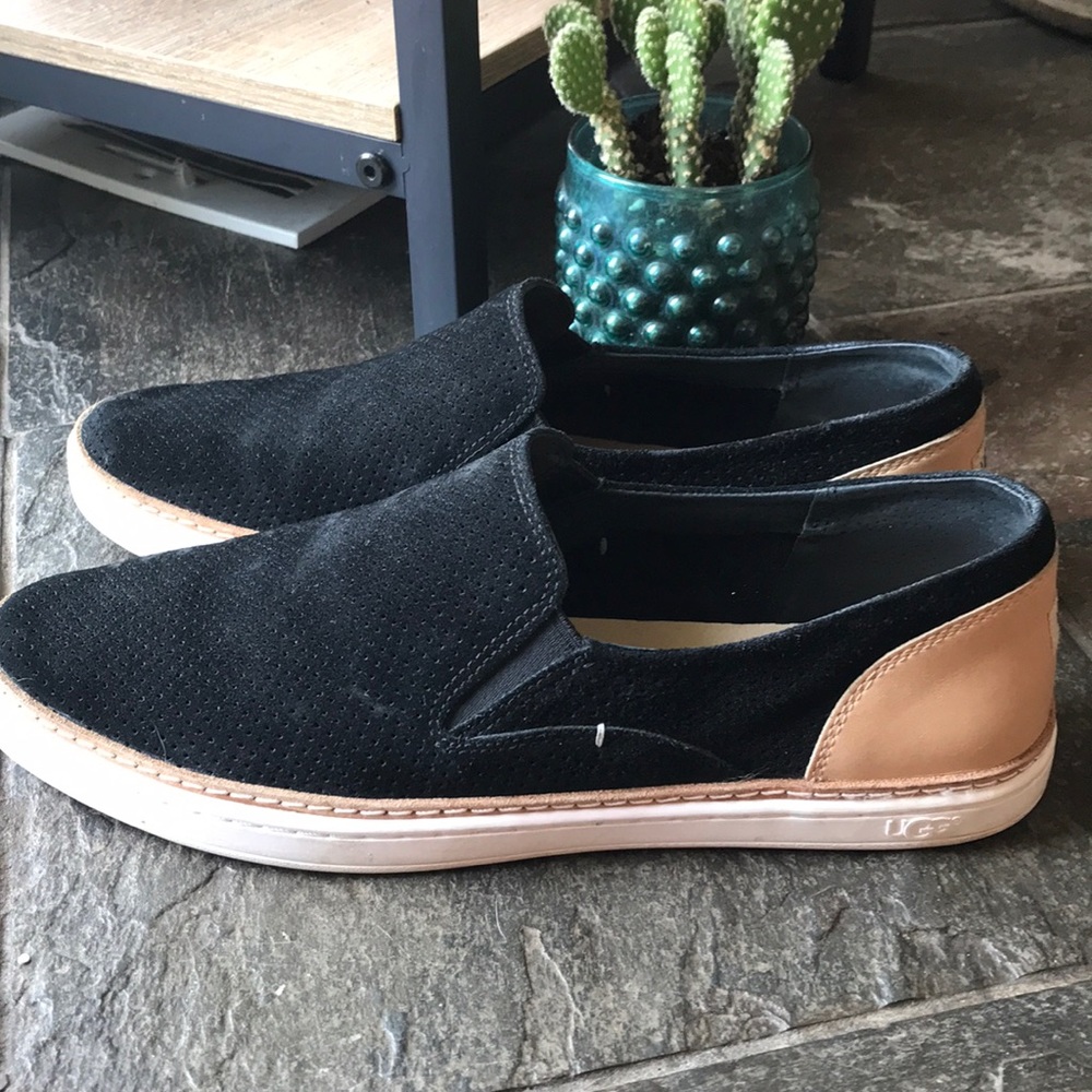 UGG perforated sneakers slip-on, sz 10